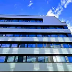 Post 120 Suites